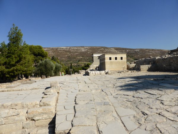 NE Social Group Crete Holidays knossos site